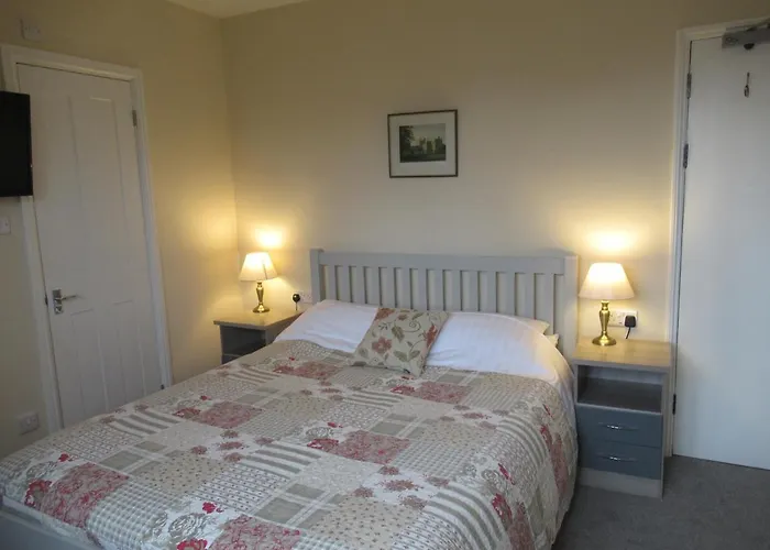 Acorn Guest House